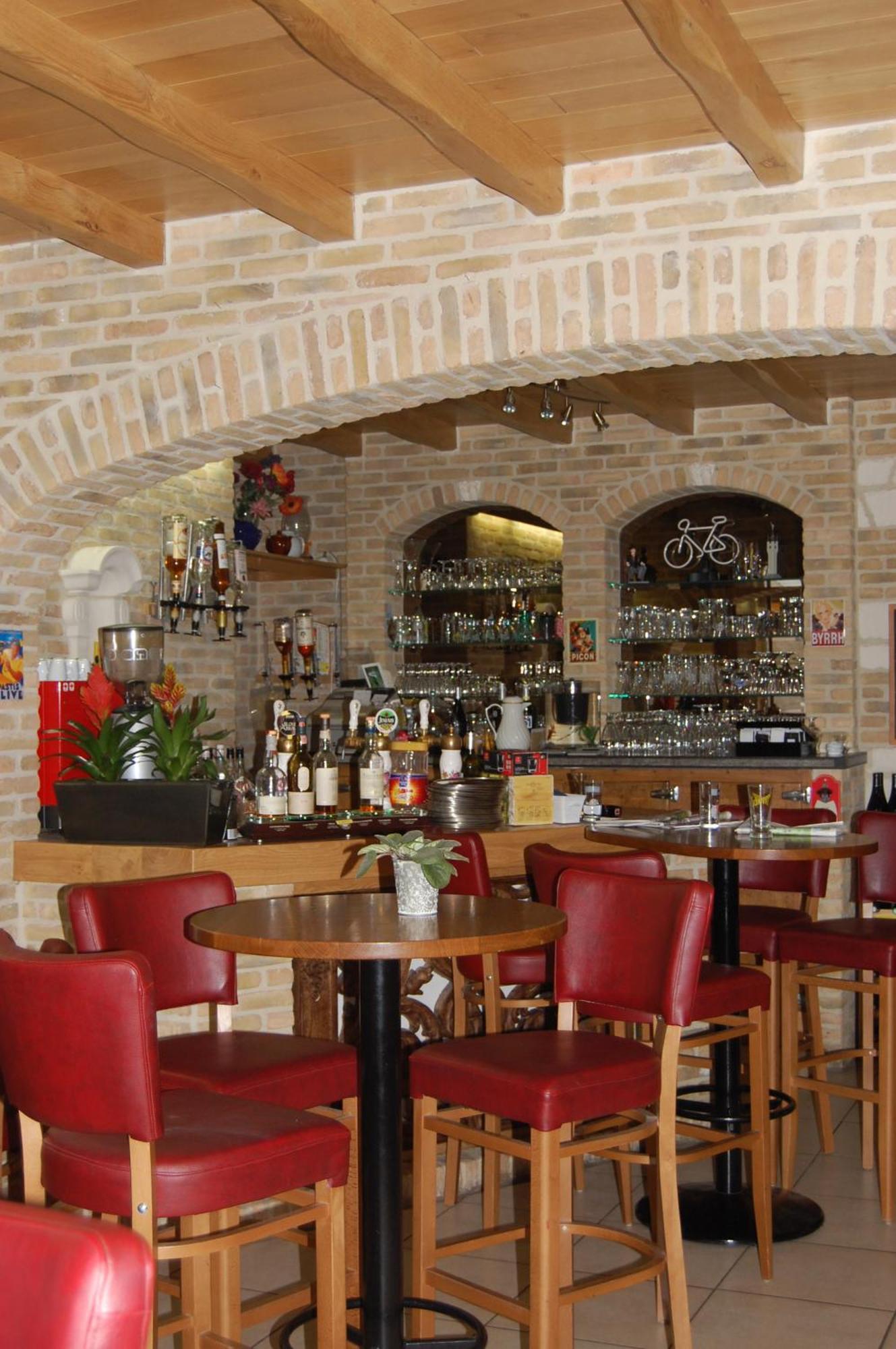 Hotel - Restaurant Au Tonnelier Bergues