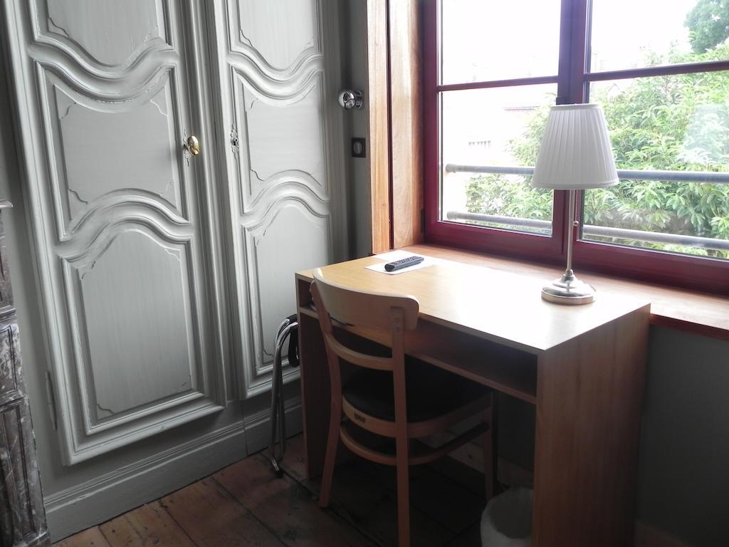 - Restaurant Au Tonnelier Hotel