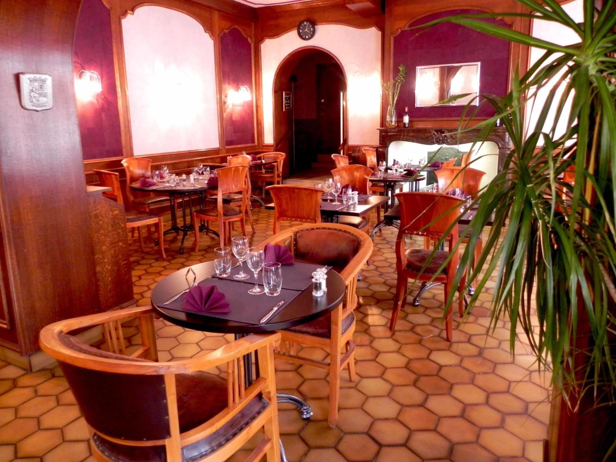 Hotel - Restaurant Au Tonnelier
